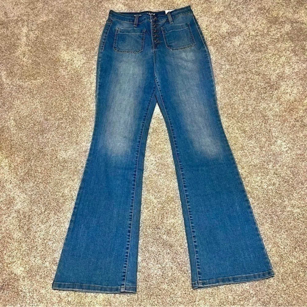 NWT Style & Co high rise bootcut jeans with exposed button fly